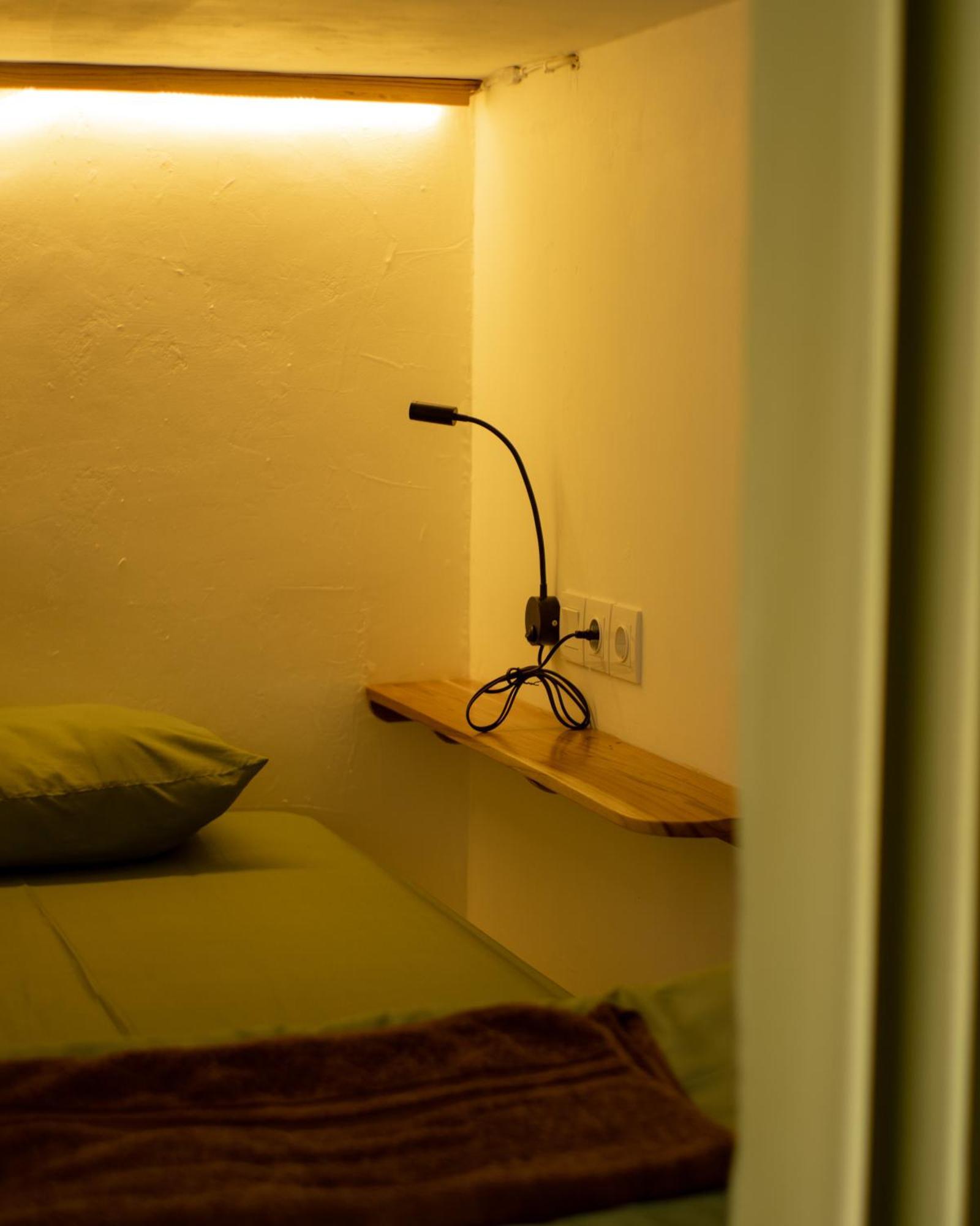 Lost Inn Kuta Capsule Hostel Exteriér fotografie