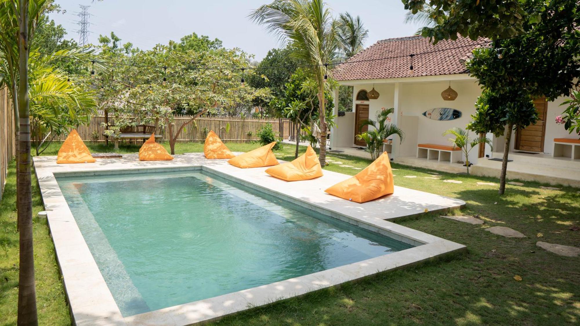 Lost Inn Kuta Capsule Hostel Exteriér fotografie