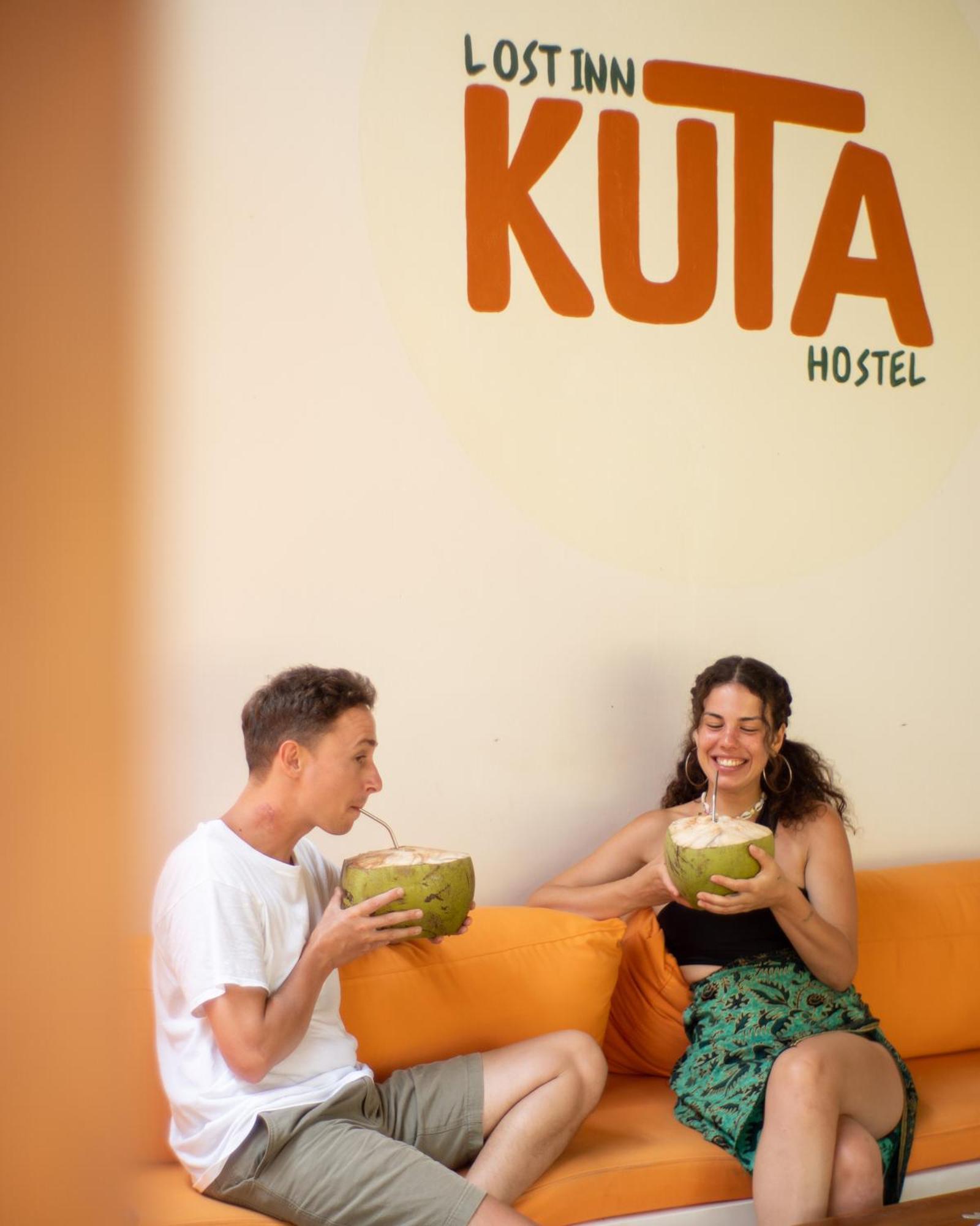 Lost Inn Kuta Capsule Hostel Exteriér fotografie